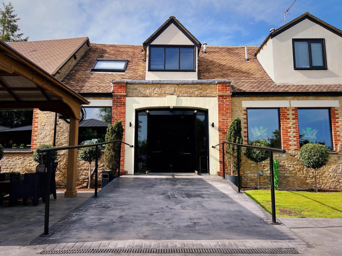 The Chesterton Hotel Bicester Exterior foto
